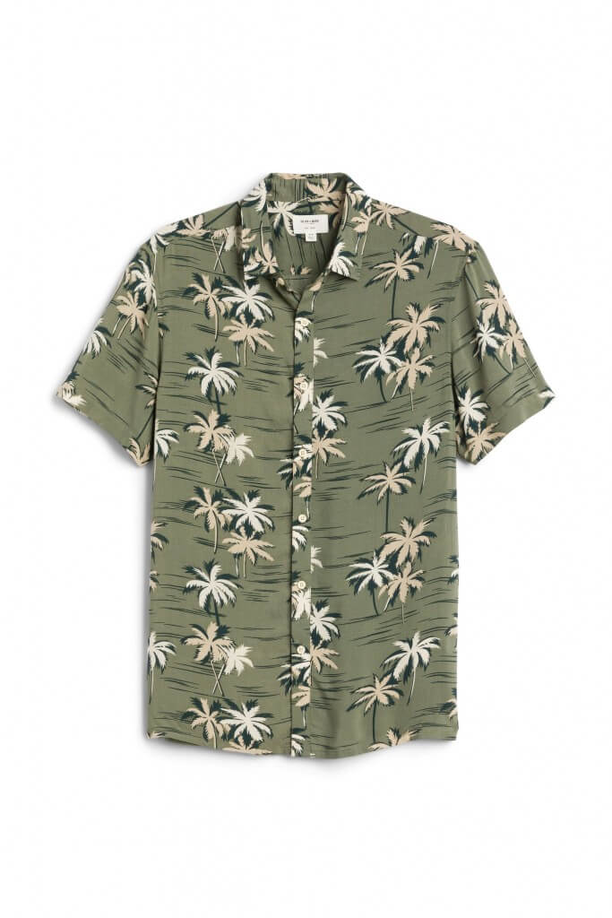 Stitch Fix Men's green tropical print short sleeve button-down shirt.