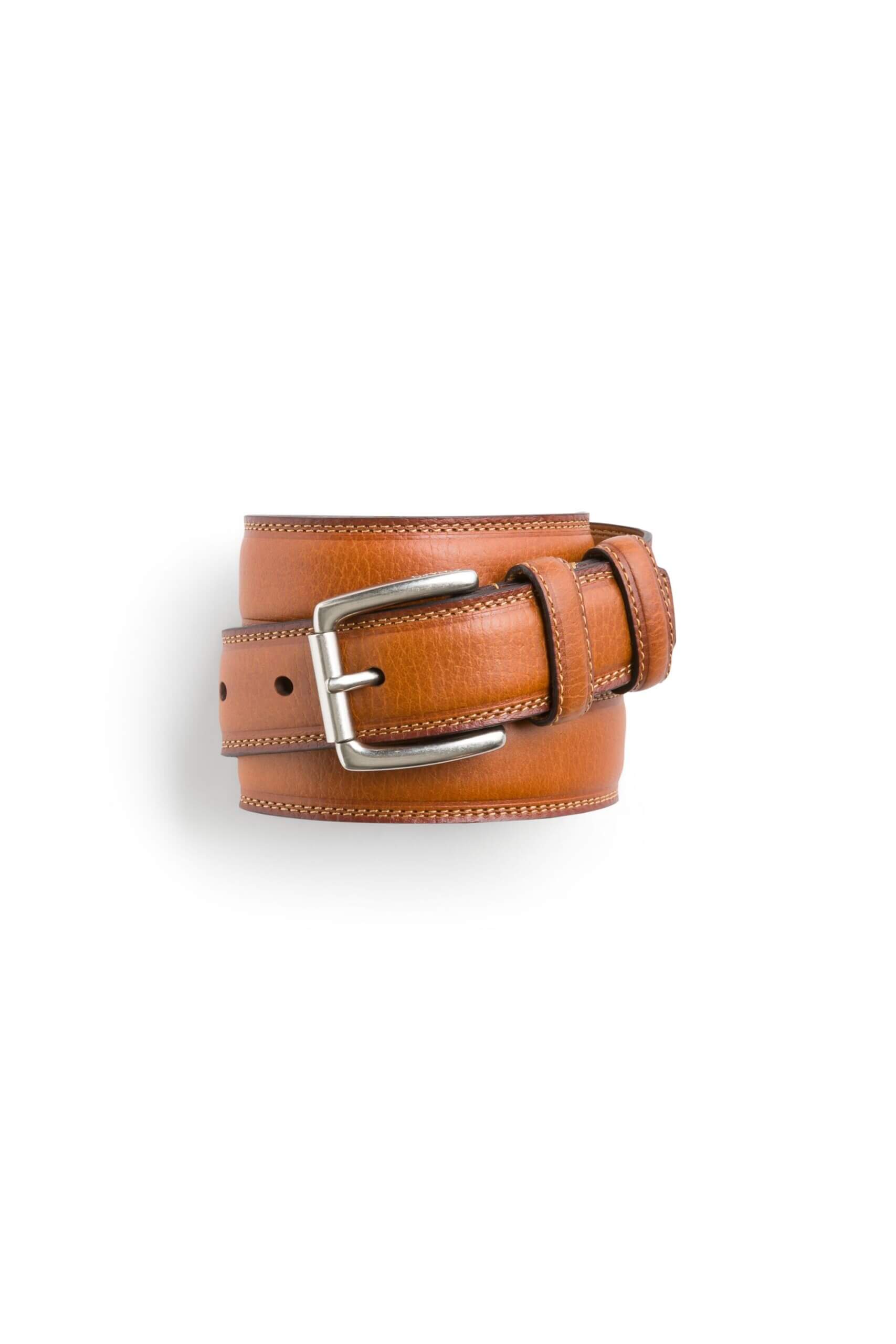 Stitch Fix men's brown leather belt.