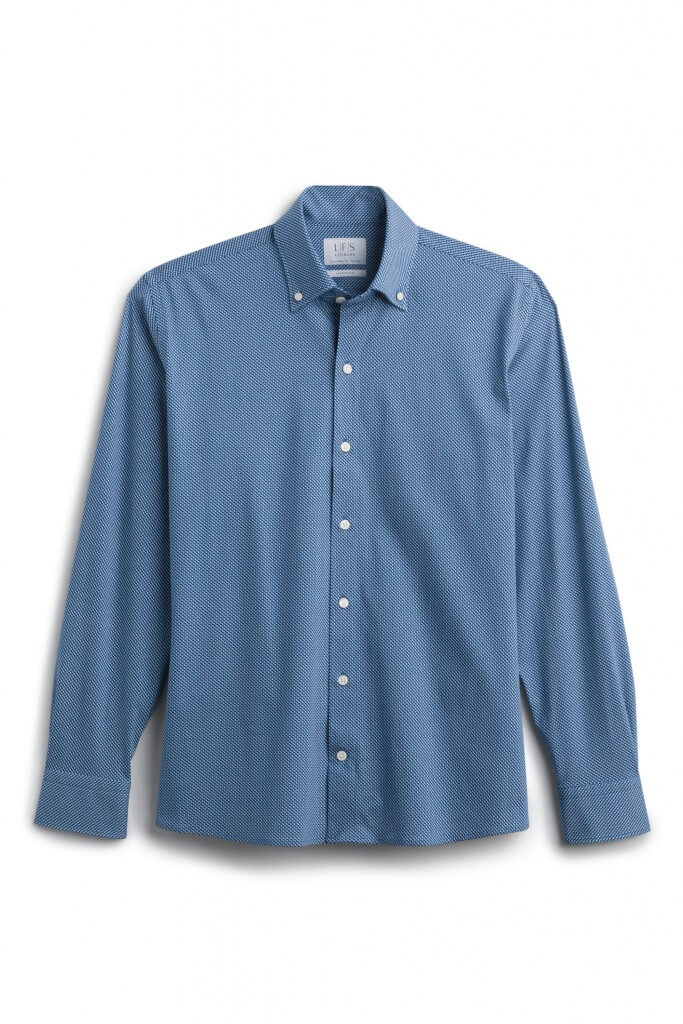Stitch Fix men’s blue button-down shirt.