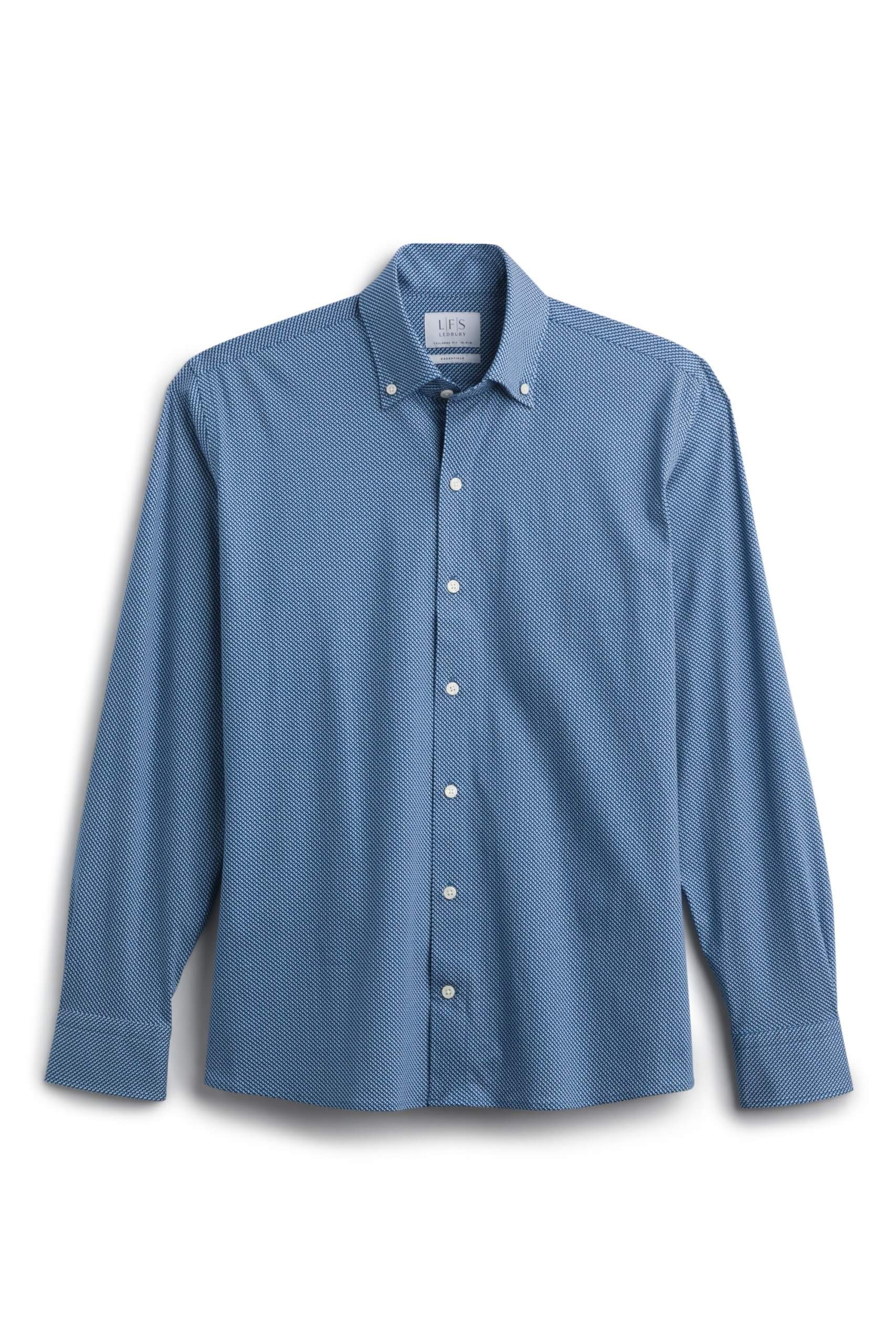 Stitch Fix men’s blue button-down shirt.