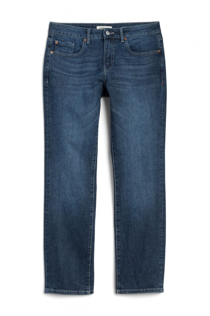 Stitch Fix men’s dark-wash blue jeans.