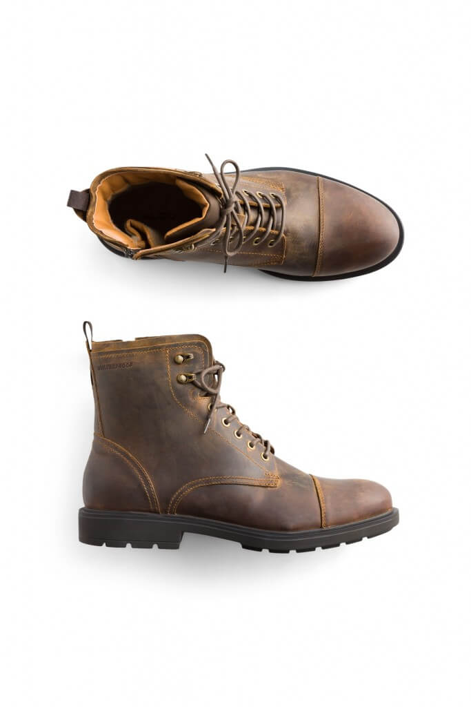 Stitch Fix men’s brown combat boots.