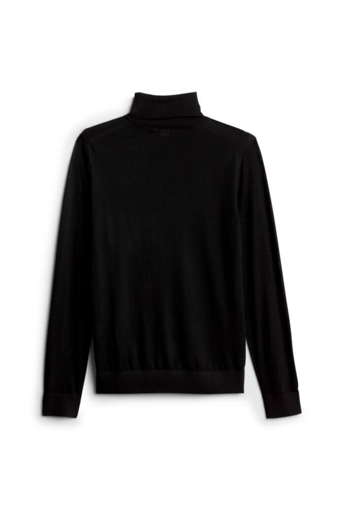 Stitch Fix men’s black long-sleeve turtleneck sweater.