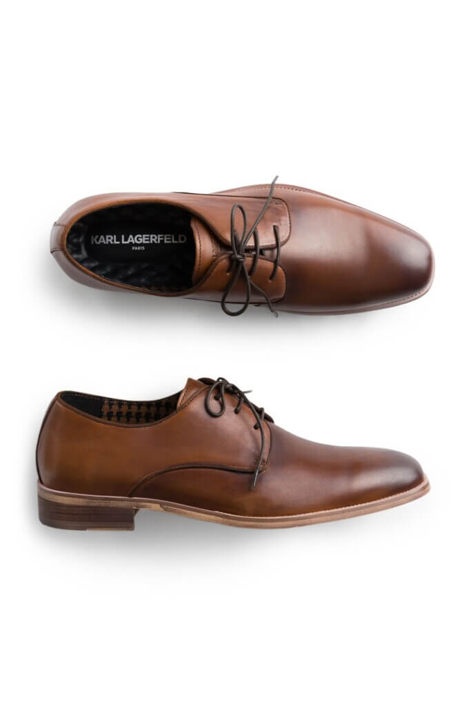 Stitch Fix men's brown oxford shoes.