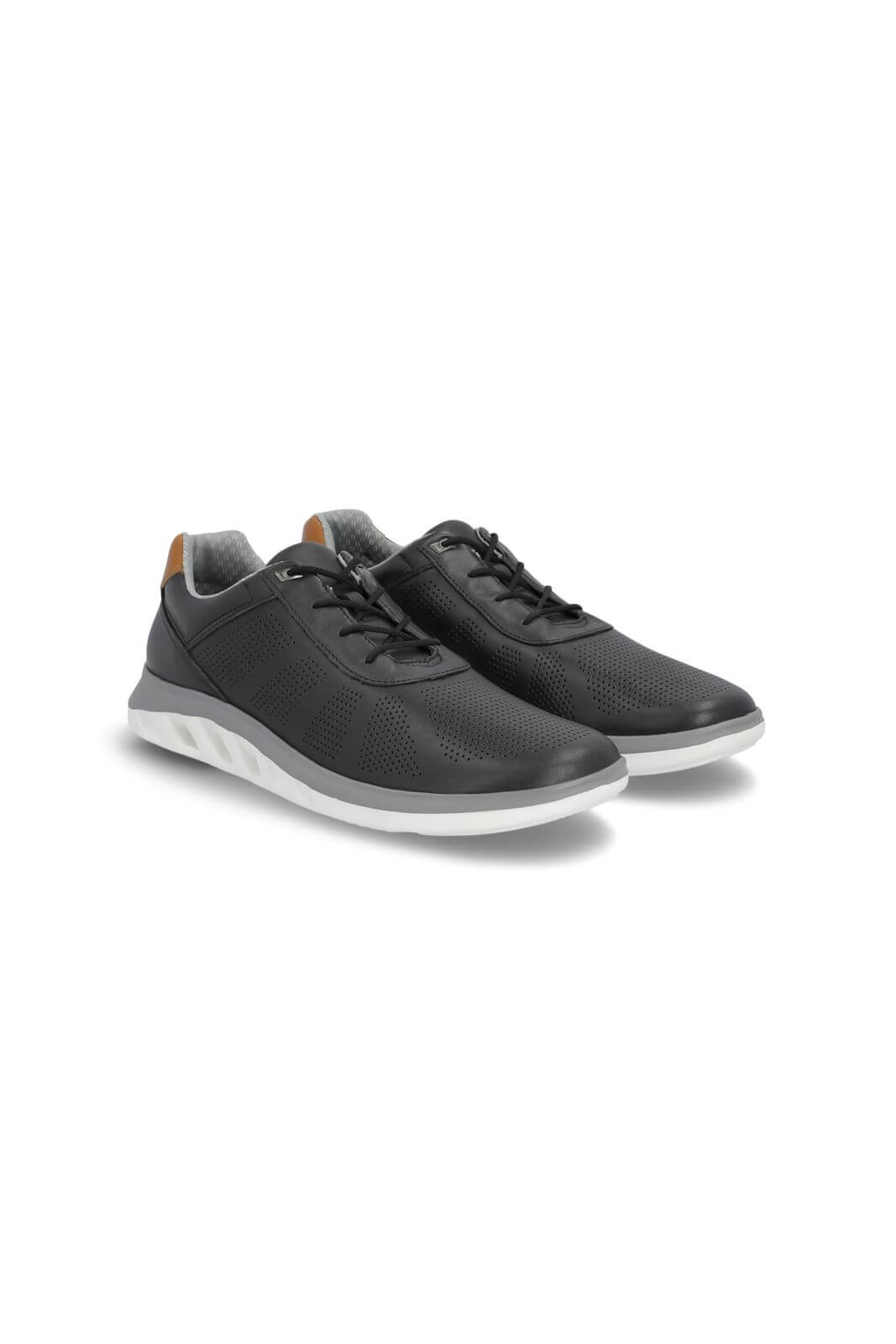 Stitch Fix men’s black sneakers.