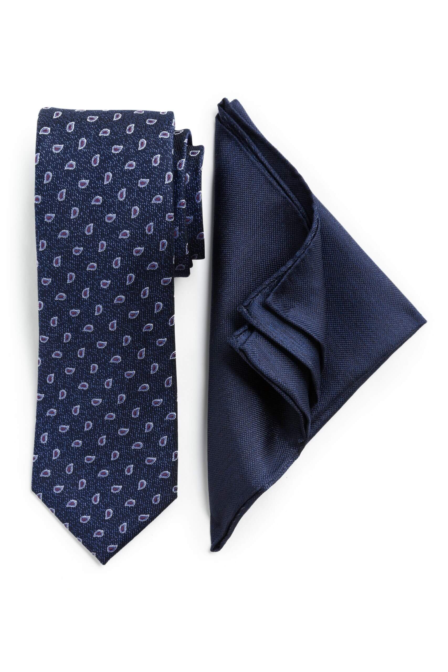Stitch Fix men’s navy paisley print tie and matching navy pocket square.