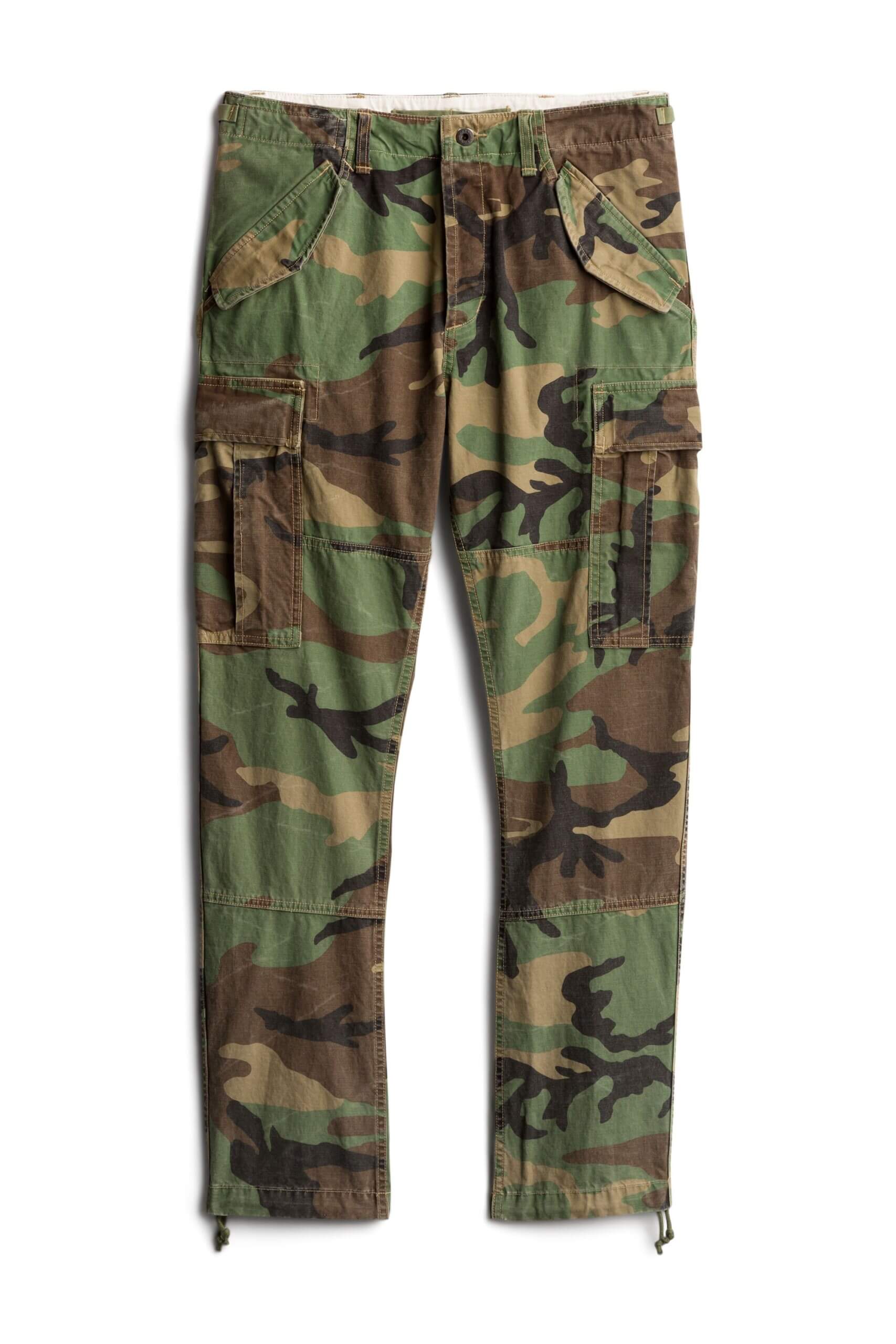 Stitch Fix men’s camouflage print cargo pants.