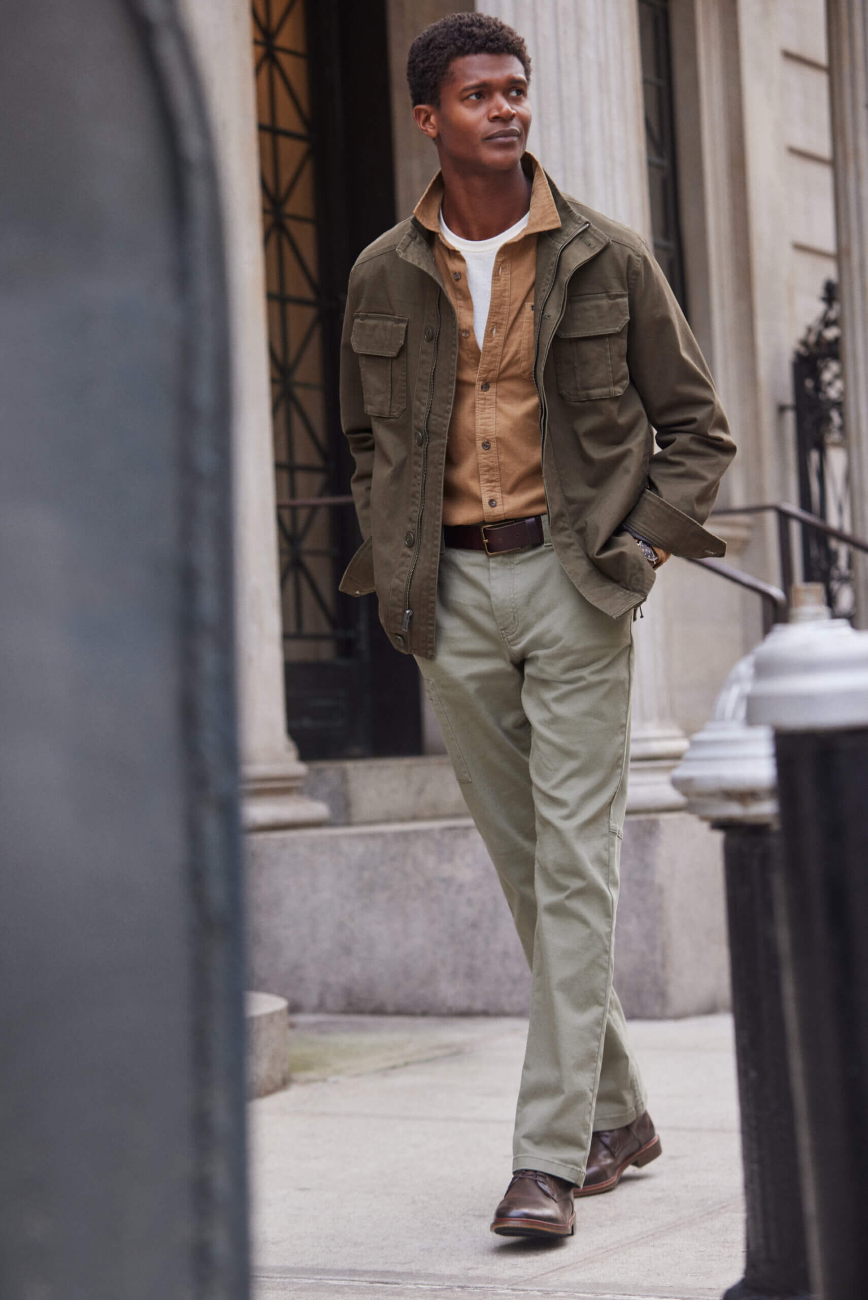 What To Wear With Khaki Pants [2024 Style Guide]