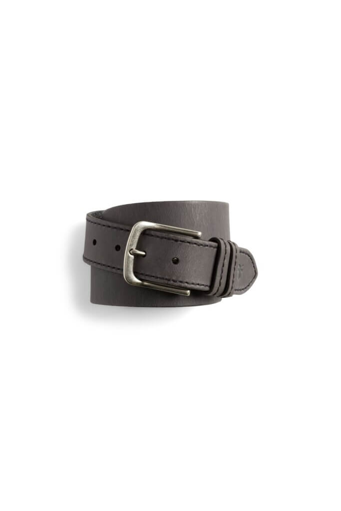 Stitch Fix men’s black leather belt.