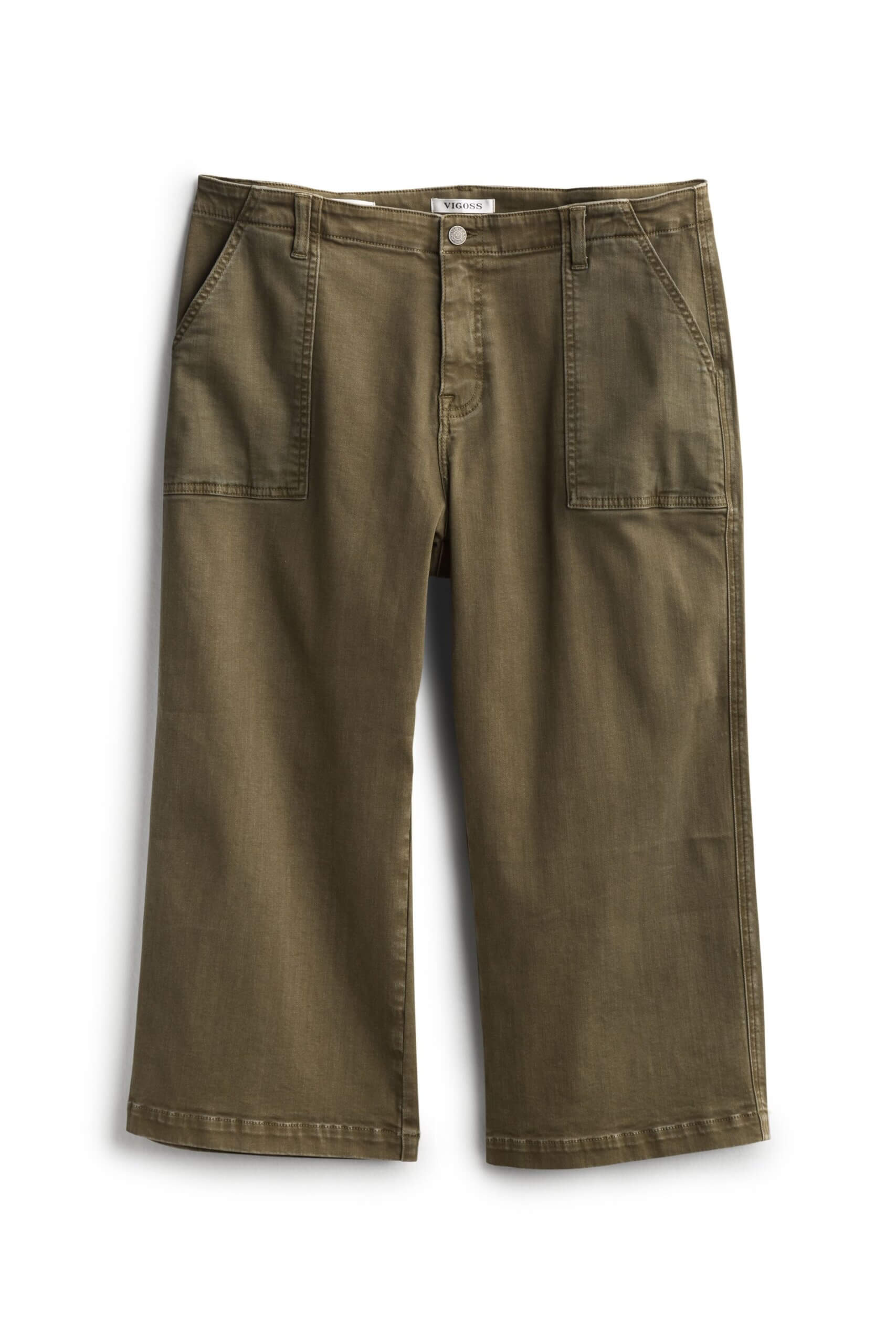 Stitch Fix women’s olive green gauchos with utility pockets.