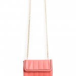 Stitch Fix women’s coral crossbody bag with gold chain-link strap.