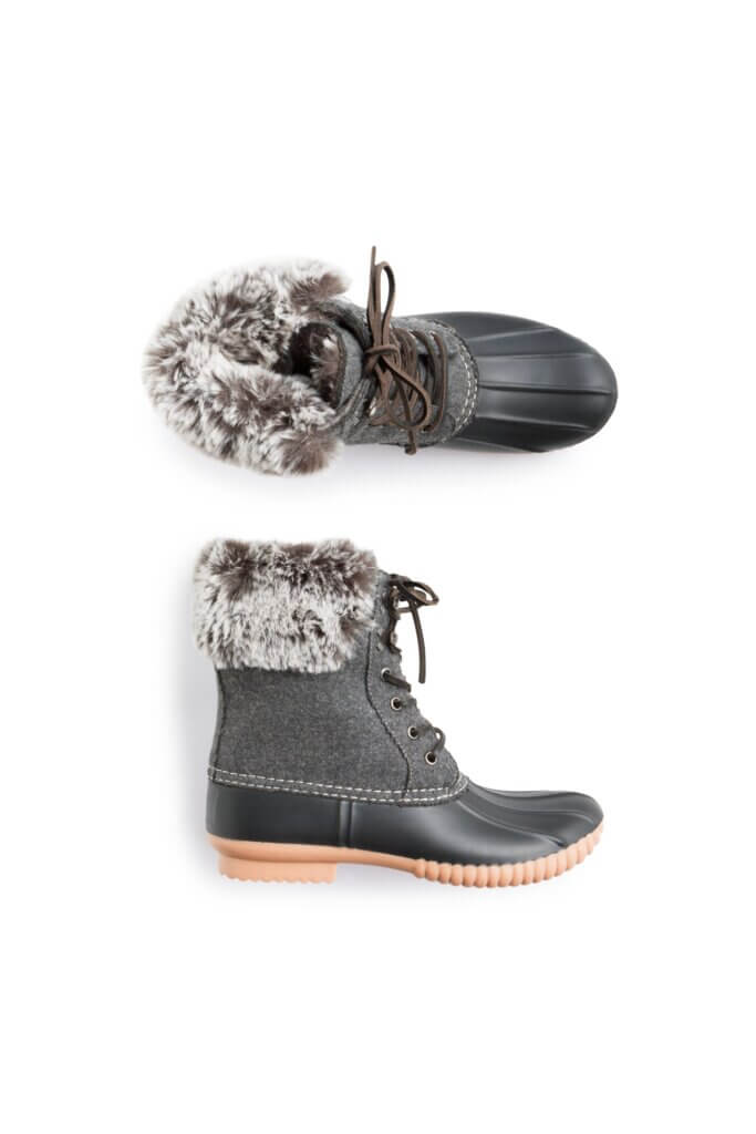 Stitch Fix women’s grey faux fur lace-up snow boots.