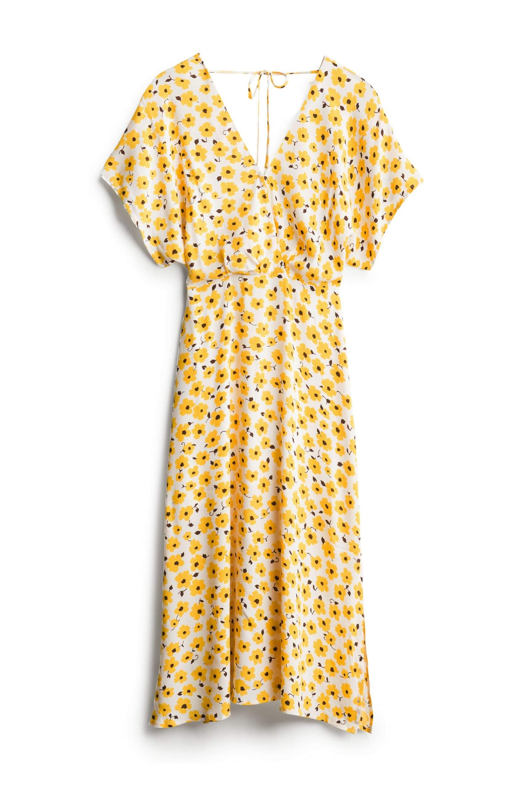 Stitch Fix women’s yellow and white floral short-sleeve maxi dress.