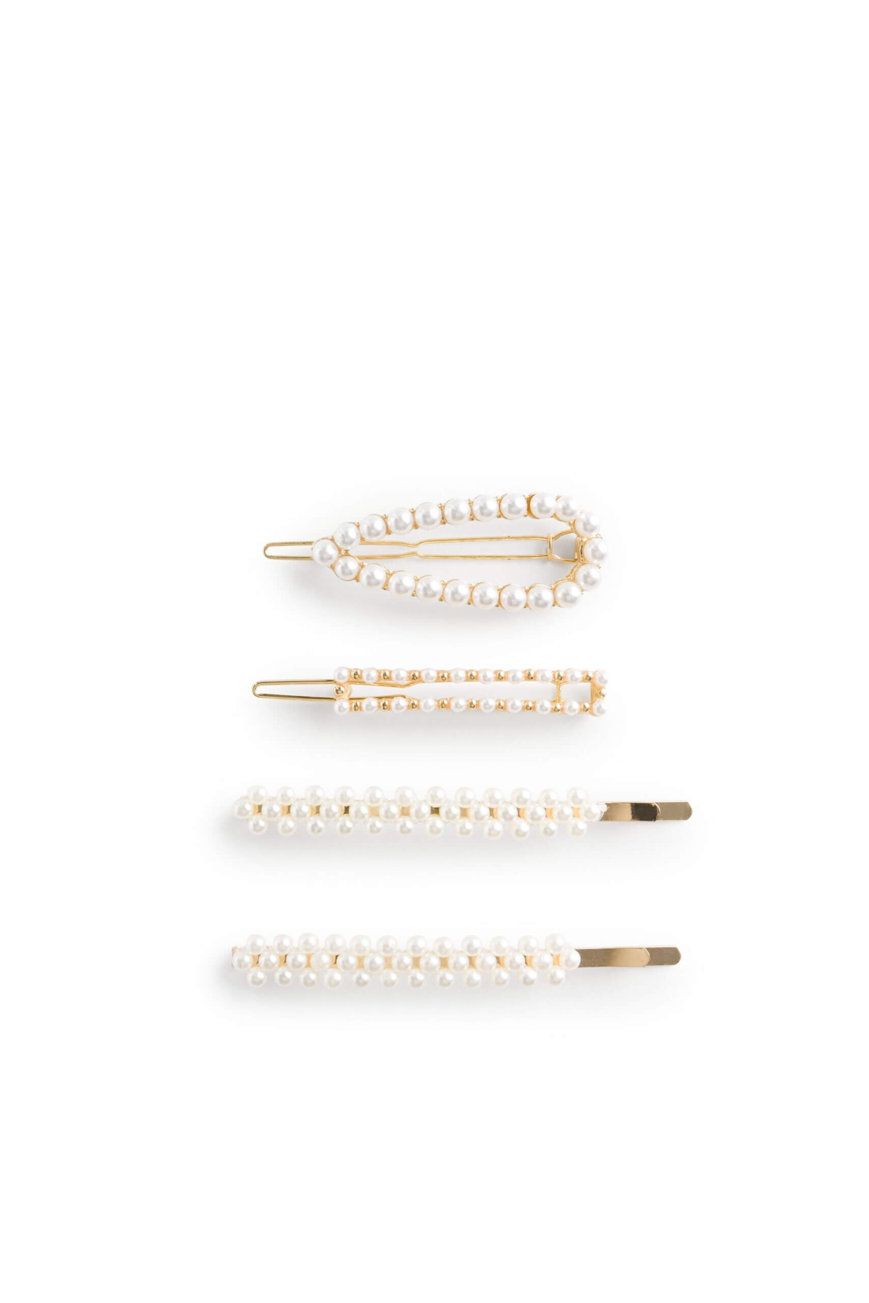 Stitch Fix women's set of 4 pearl hair clips.