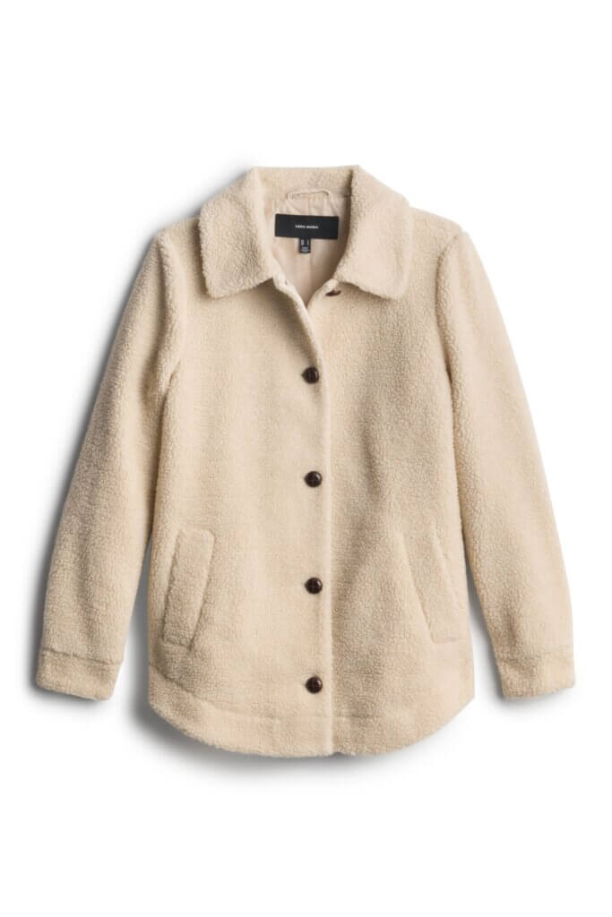 Stitch Fix women’s cream sherpa button-up jacket.