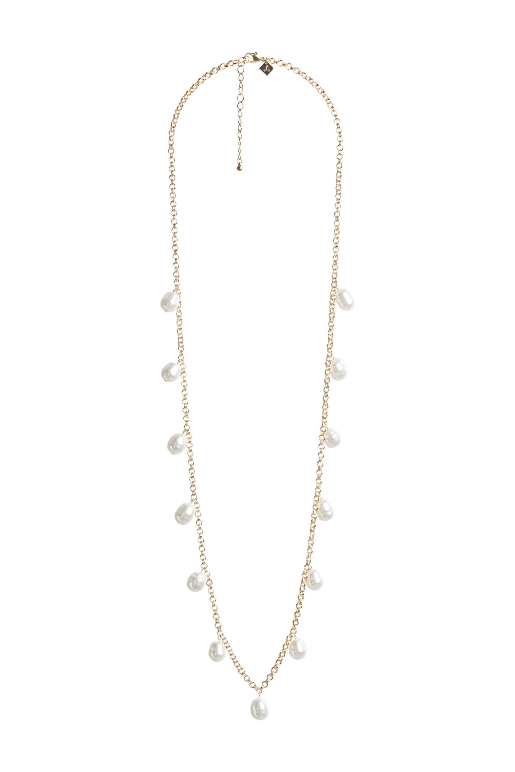 Stitch Fix Women's gold and pearl necklace.