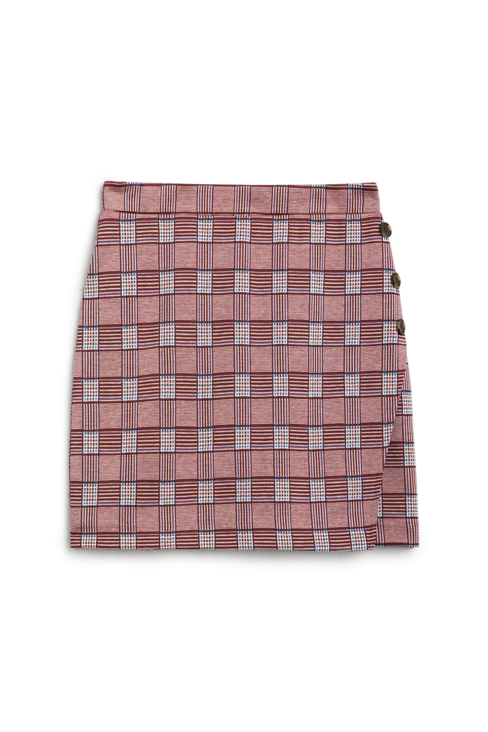 Stitch Fix women’s burgundy and cream plaid mini skirt.