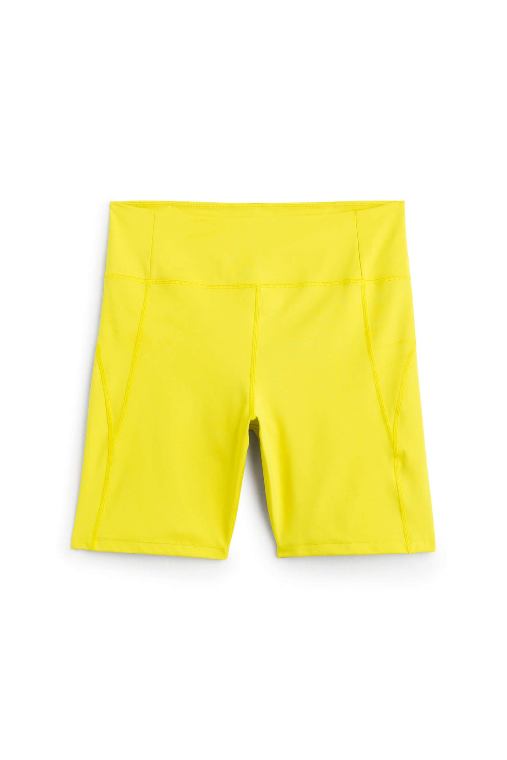 Stitch Fix Women’s yellow bike short.