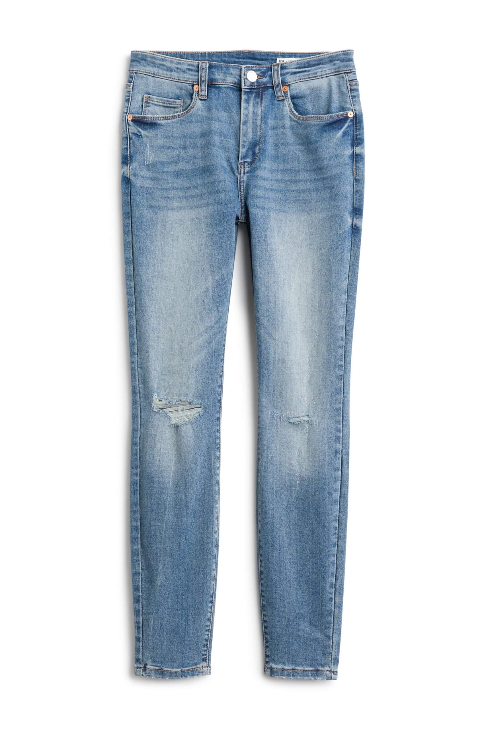Stitch Fix women’s skinny jeans in light-wash with distressing on knees.