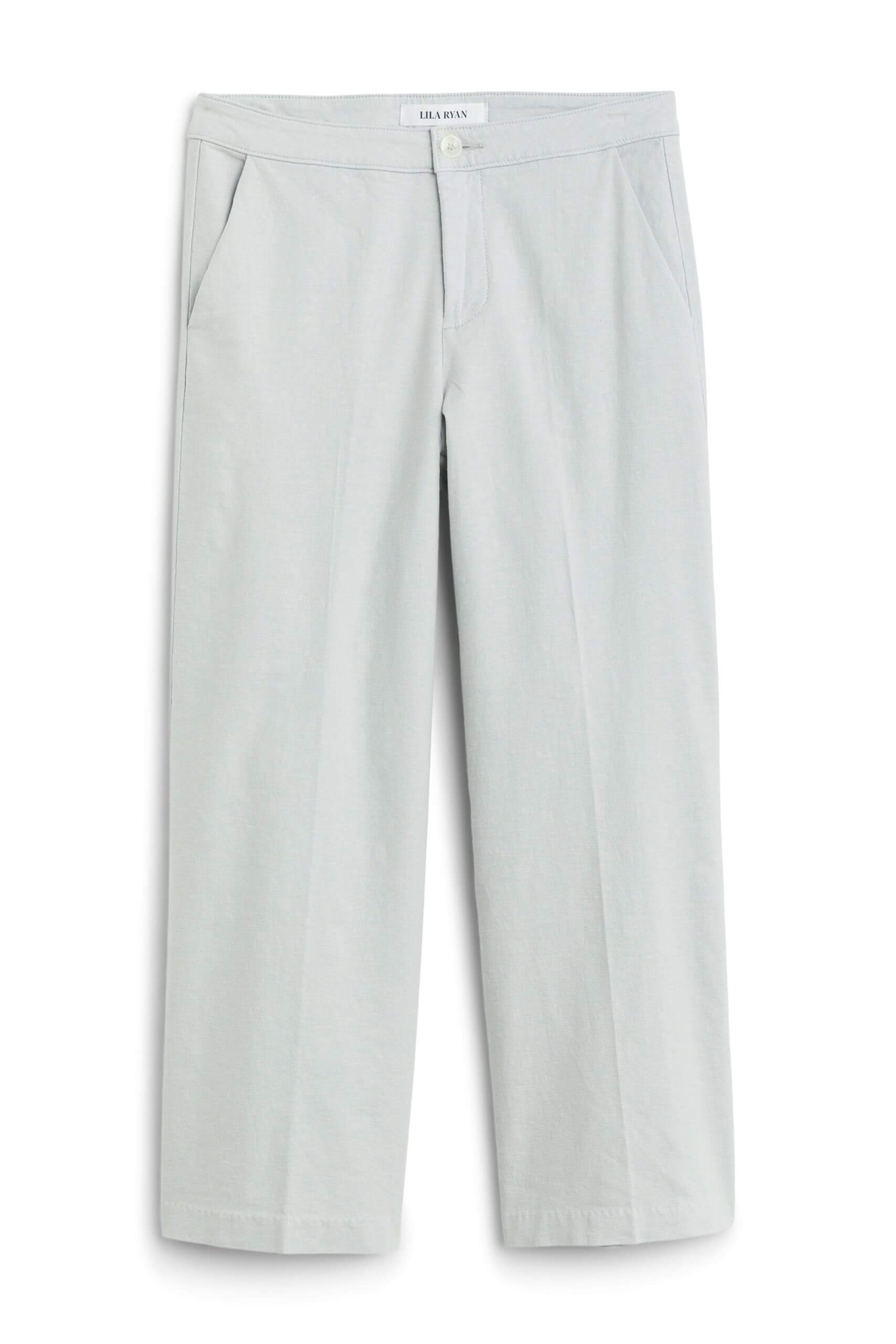 Stitch Fix women’s light grey wide-leg slacks.