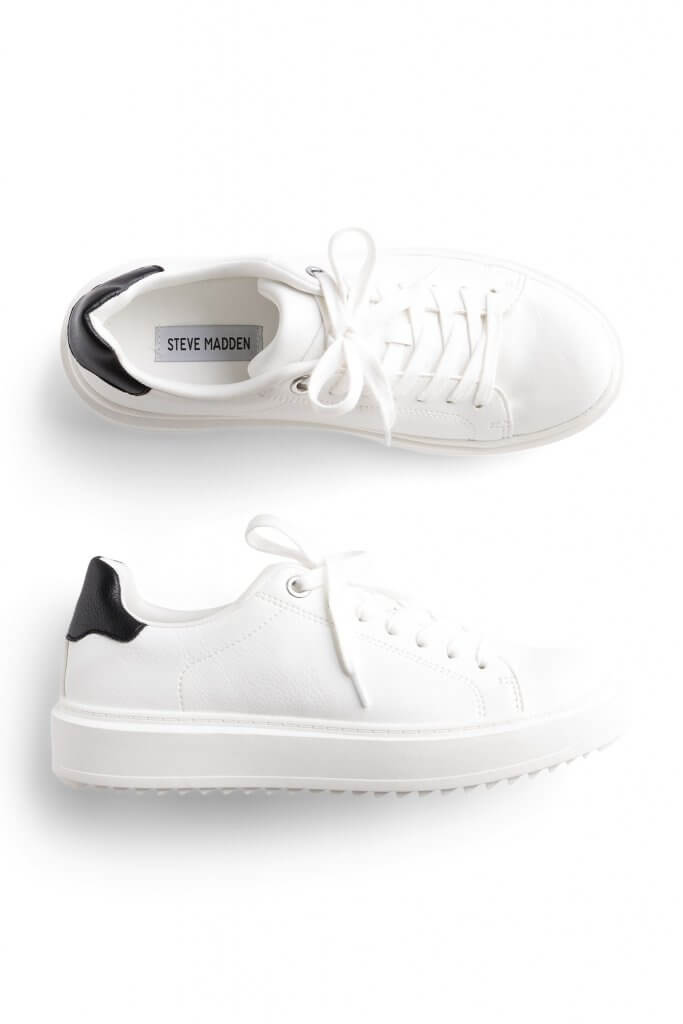 Stitch Fix women’s white sneakers.
