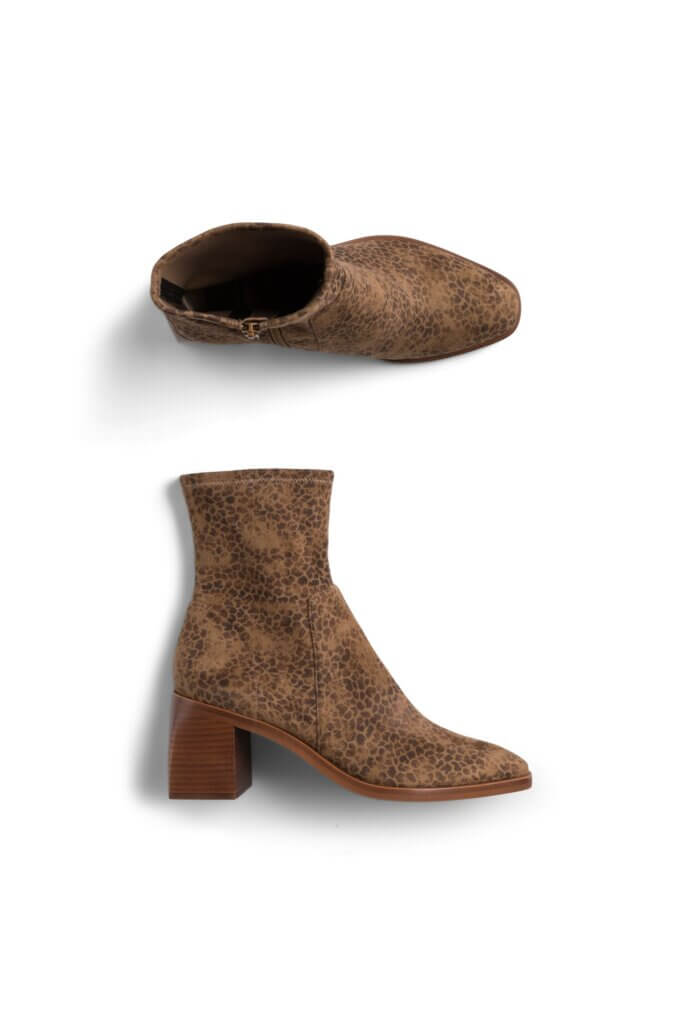 Stitch Fix women’s brown suede block-heel boots.