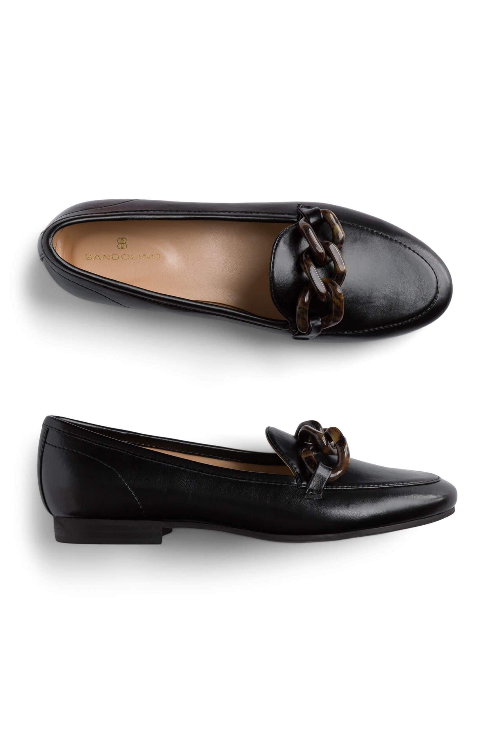 Stitch Fix women’s black loafers with tortoiseshell chain detail.