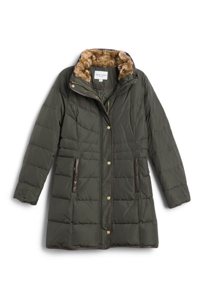 Stitch Fix women’s olive puffer coat with faux-fur lined collar.