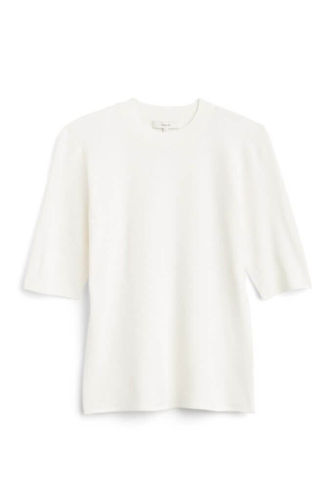 Stitch Fix women’s white short-sleeve crew neck T-shirt.