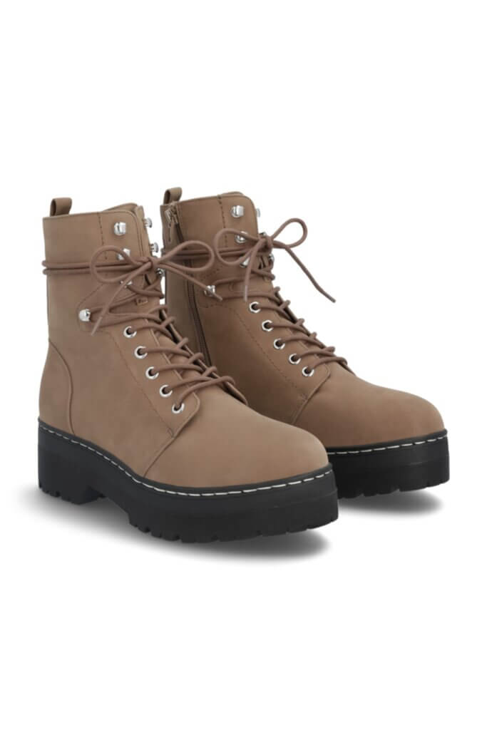 Stitch Fix Women’s taupe platform lace-up boots.