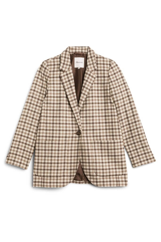 Stitch Fix Women’s tan and brown plaid collegiate fashion boyfriend blazer.