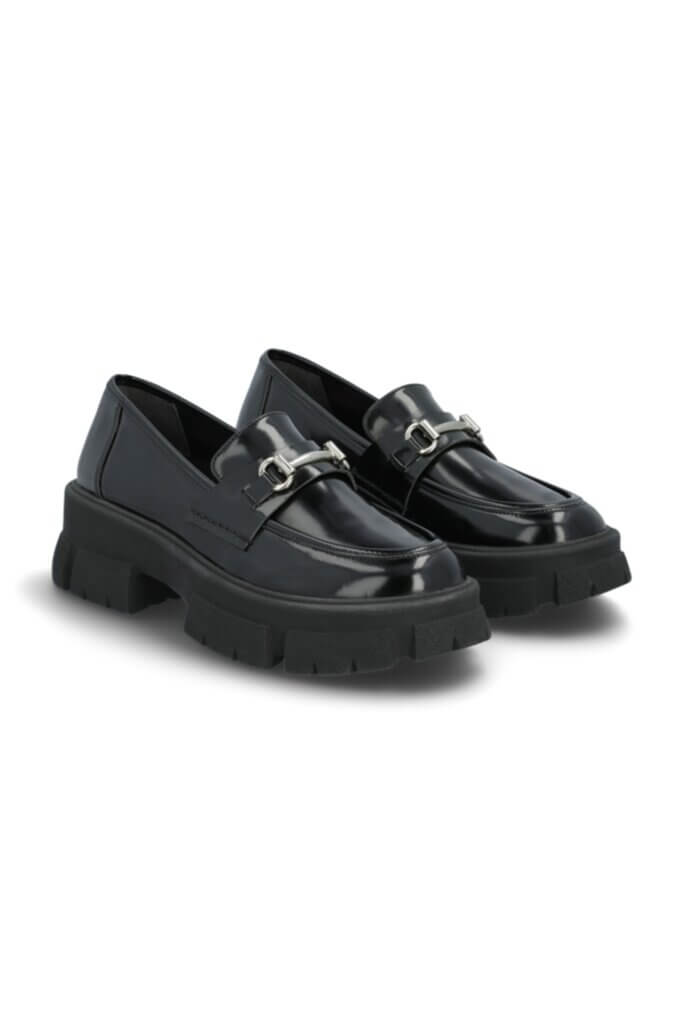 Stitch Fix Women’s black leather collegiate fashion lug-sole loafers.