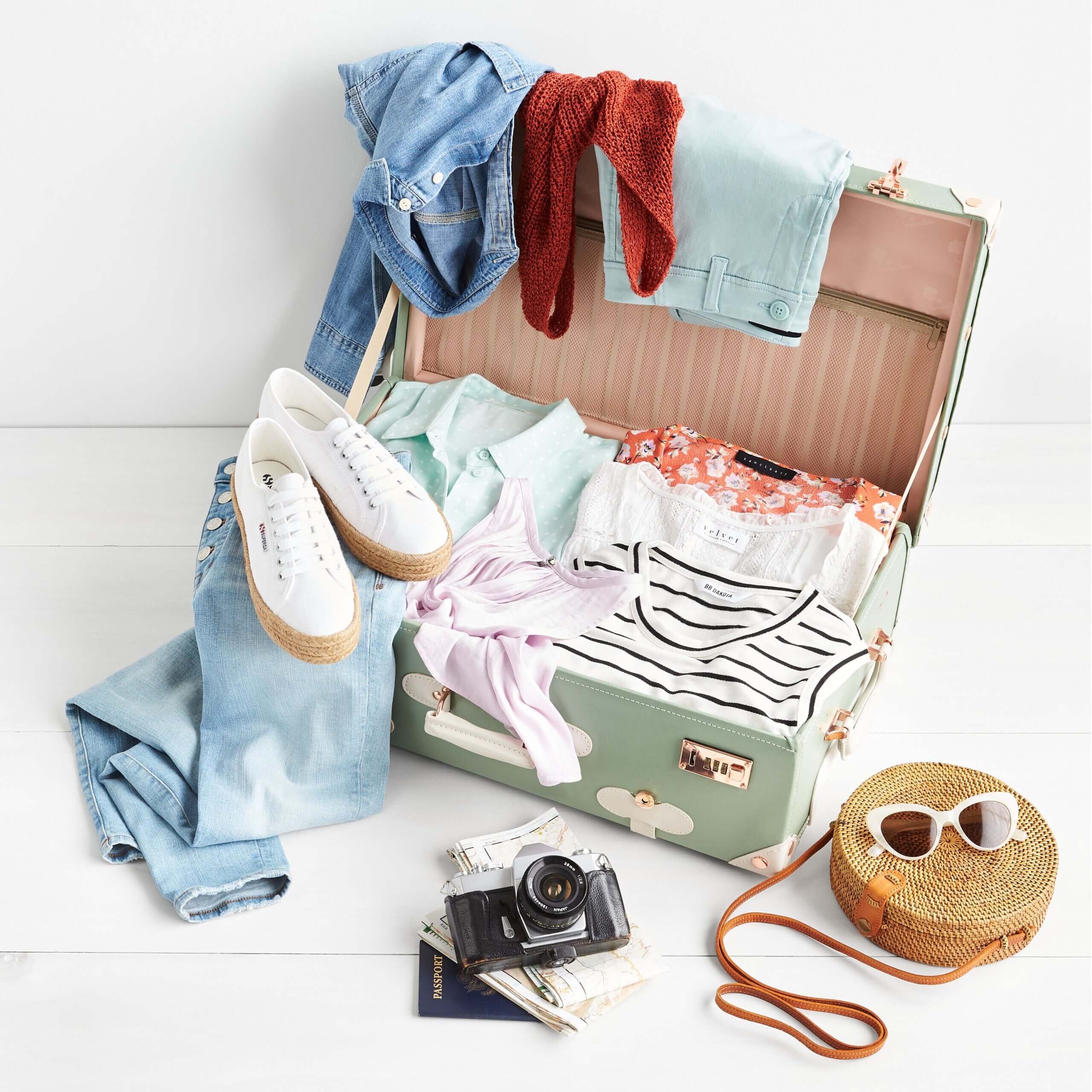 Road Trip Packing List: Our Women’s Guide To On-the-Go Style