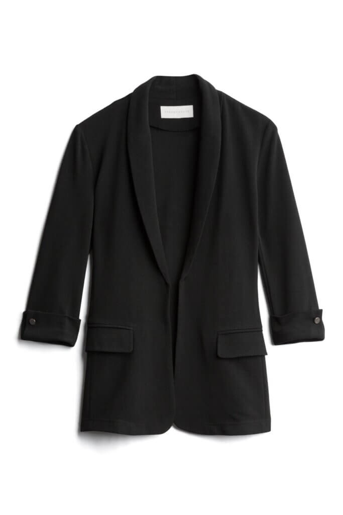 Stitch Fix women’s black oversized three-quarter sleeved blazer.