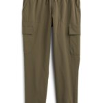 Stitch Fix women’s olive cargo pants.