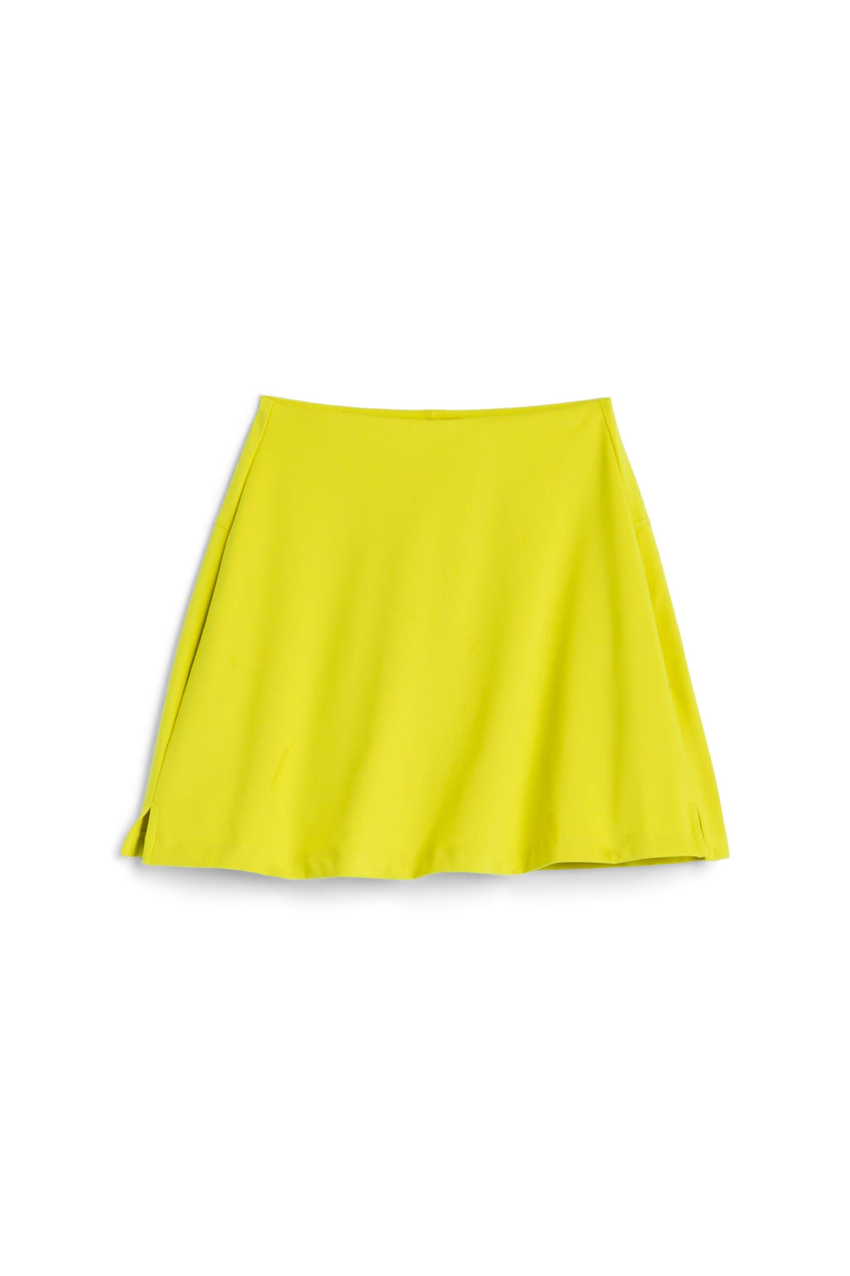 Stitch Fix women’s yellow active skort.