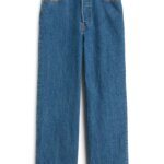 Stitch Fix women’s straight-leg blue jeans.