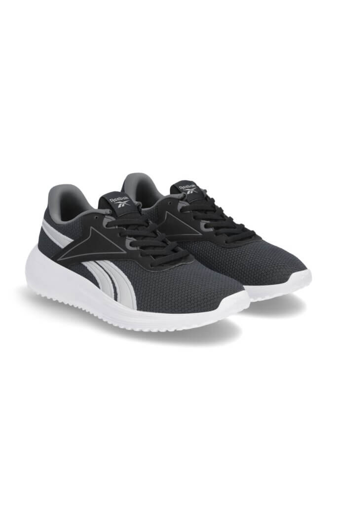Stitch Fix women’s black sneakers.
