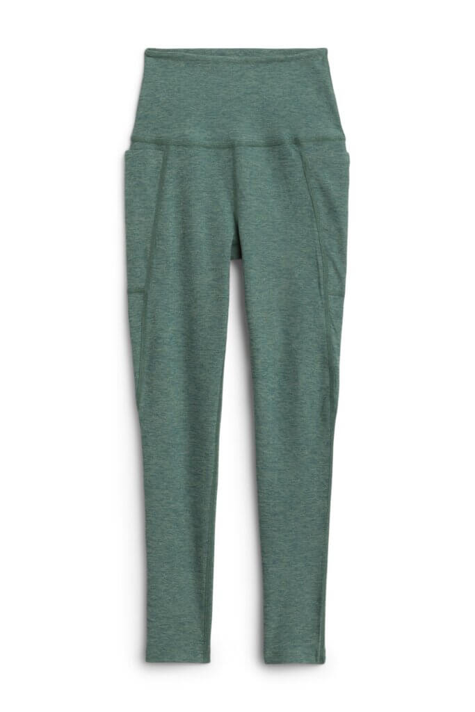 Stitch Fix women’s green leggings.