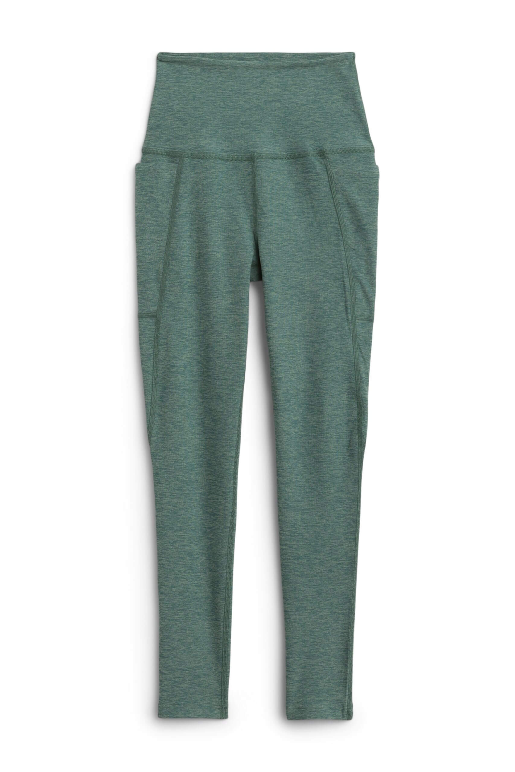 Stitch Fix women’s green leggings.