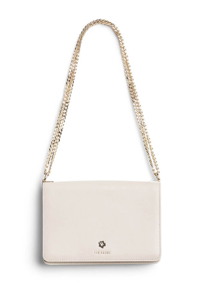 Stitch Fix women's white chain strap purse.
