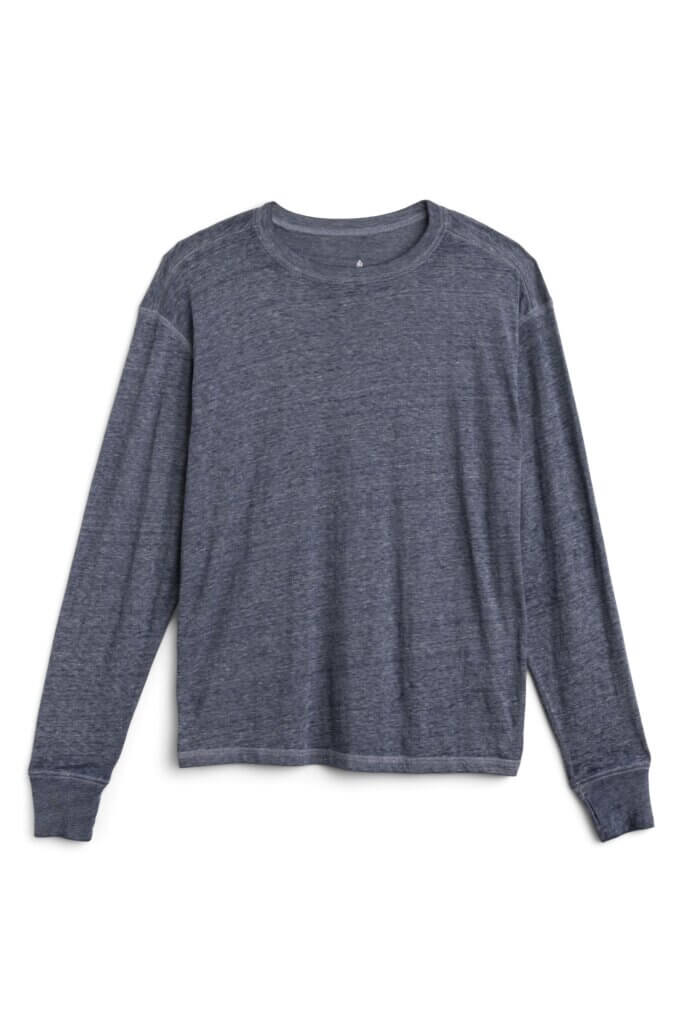Stitch Fix women’s navy blue heathered long-sleeve shirt.