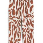 Stitch Fix women's brown and white geometric print pants.