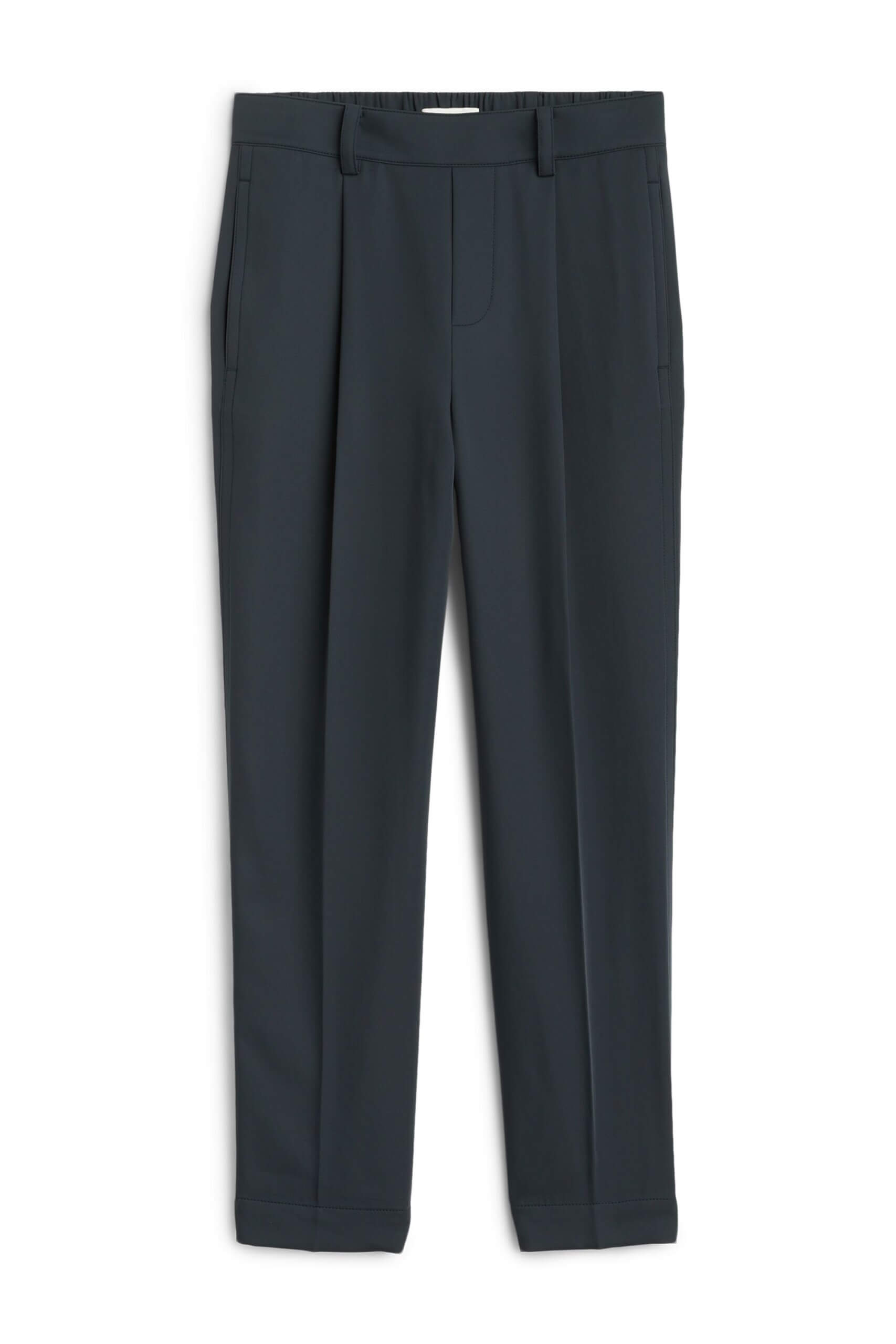 Stitch Fix women’s navy blue pleated trousers.