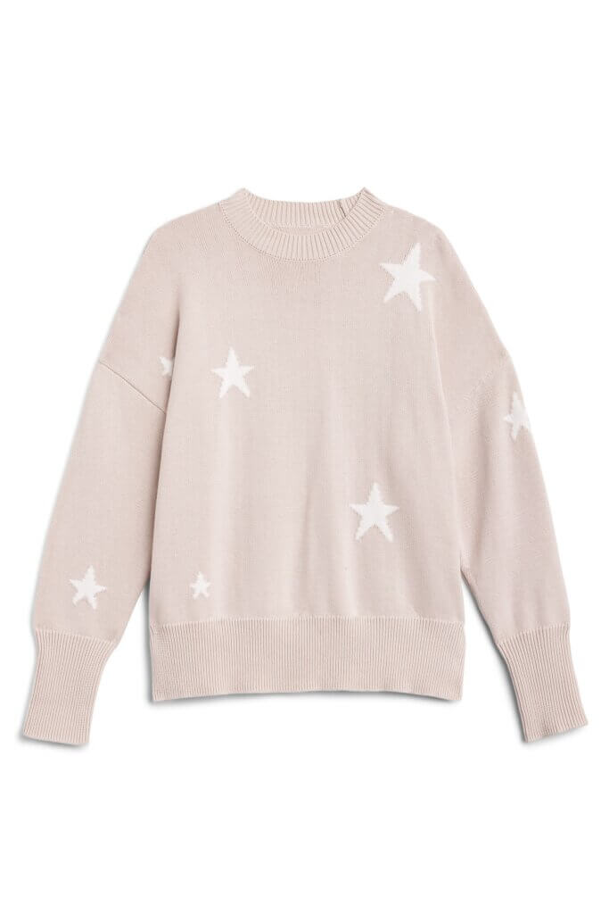 Stitch Fix women’s beige oversized pullover with white stars print.