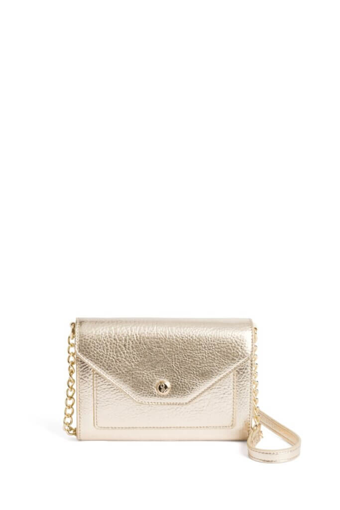 Stitch Fix women’s gold clutch purse with chain strap.