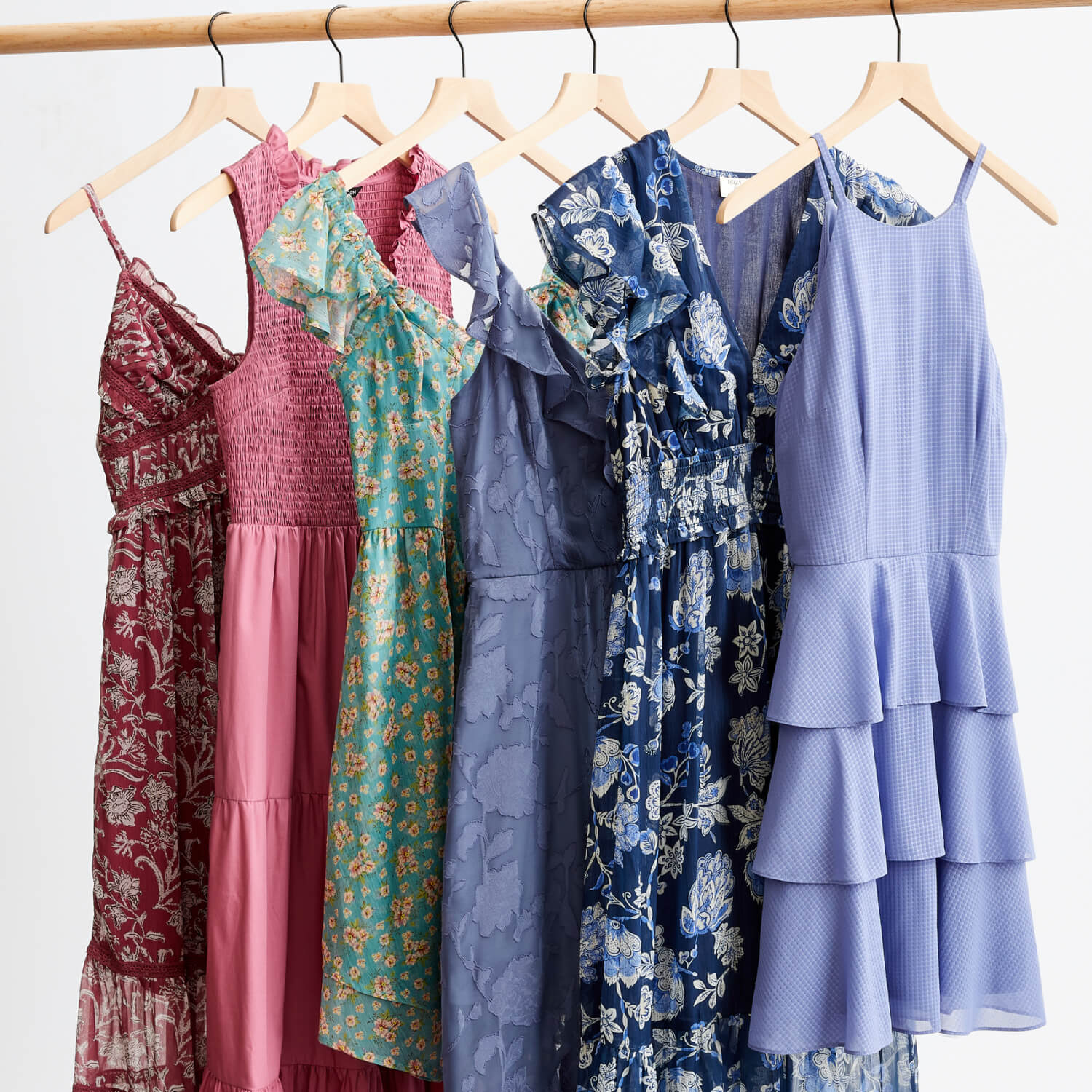 What To Wear to Graduation: A Style Guide for Women