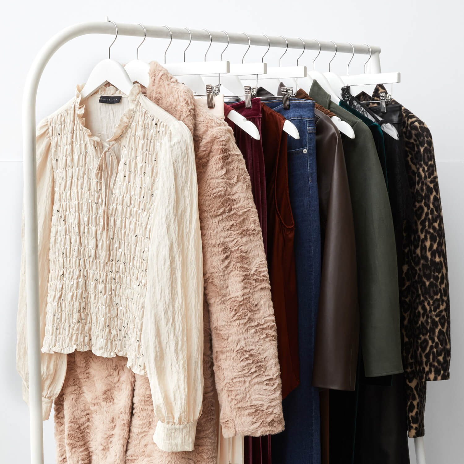 Thanksgiving Outfit Ideas for Every Festive Feast