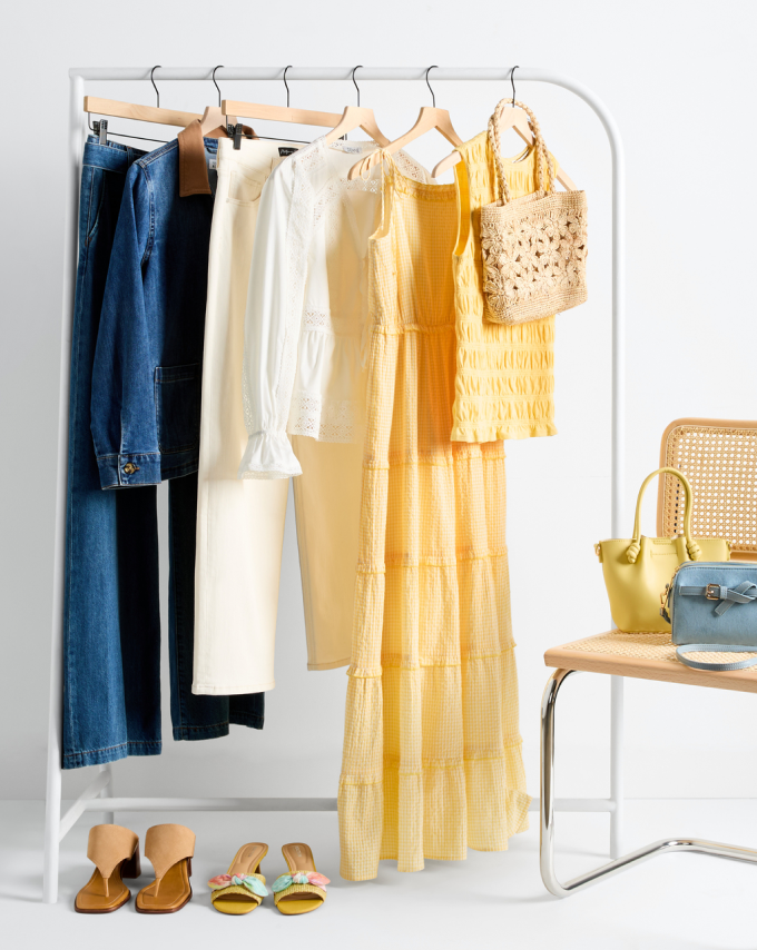 Your Guide to the Summer Romance Trend